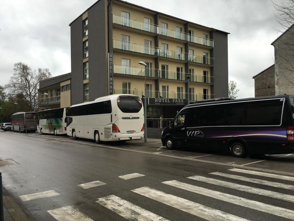 Hotel Park Exclusive Otočac Εξωτερικό φωτογραφία